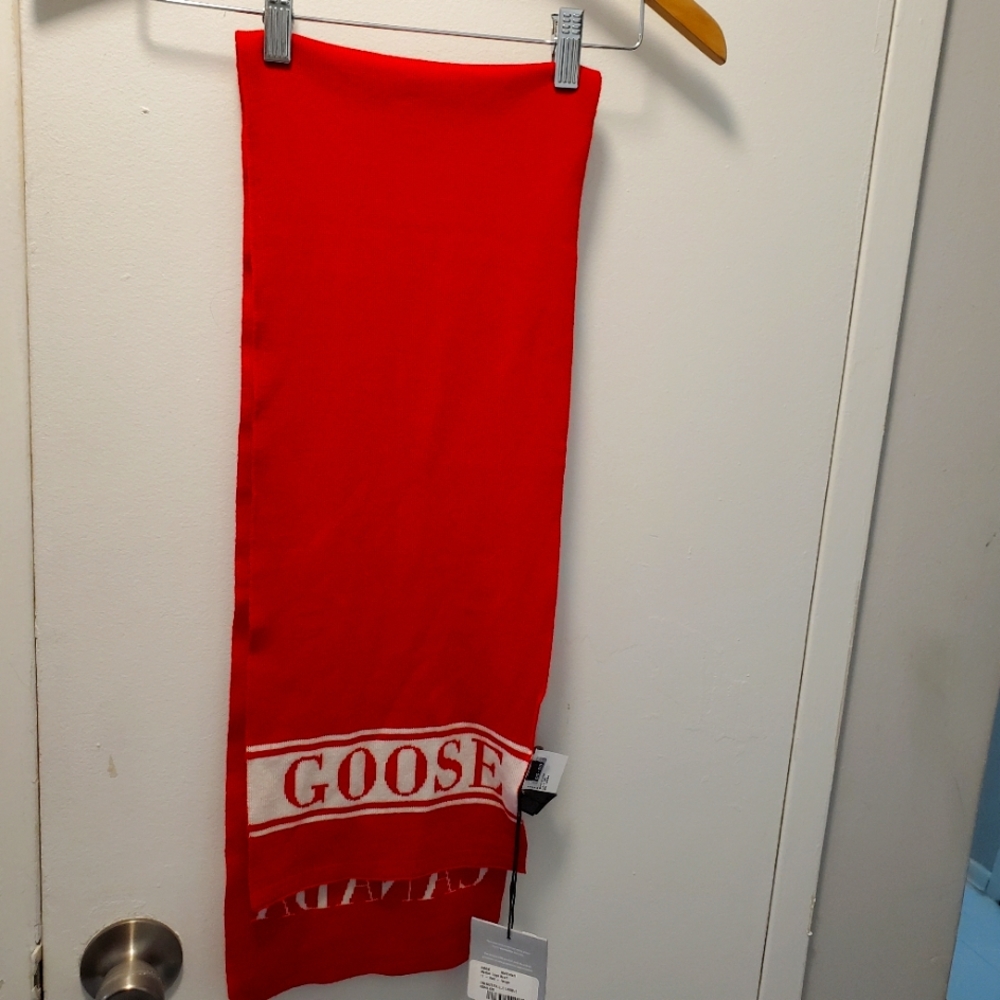 Canada Goose scarf